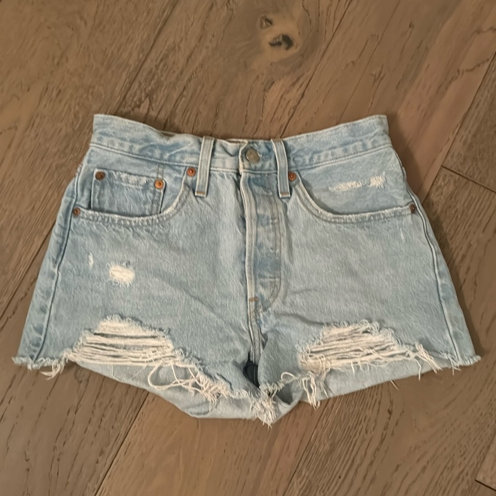 Levi’s 501 shorts
